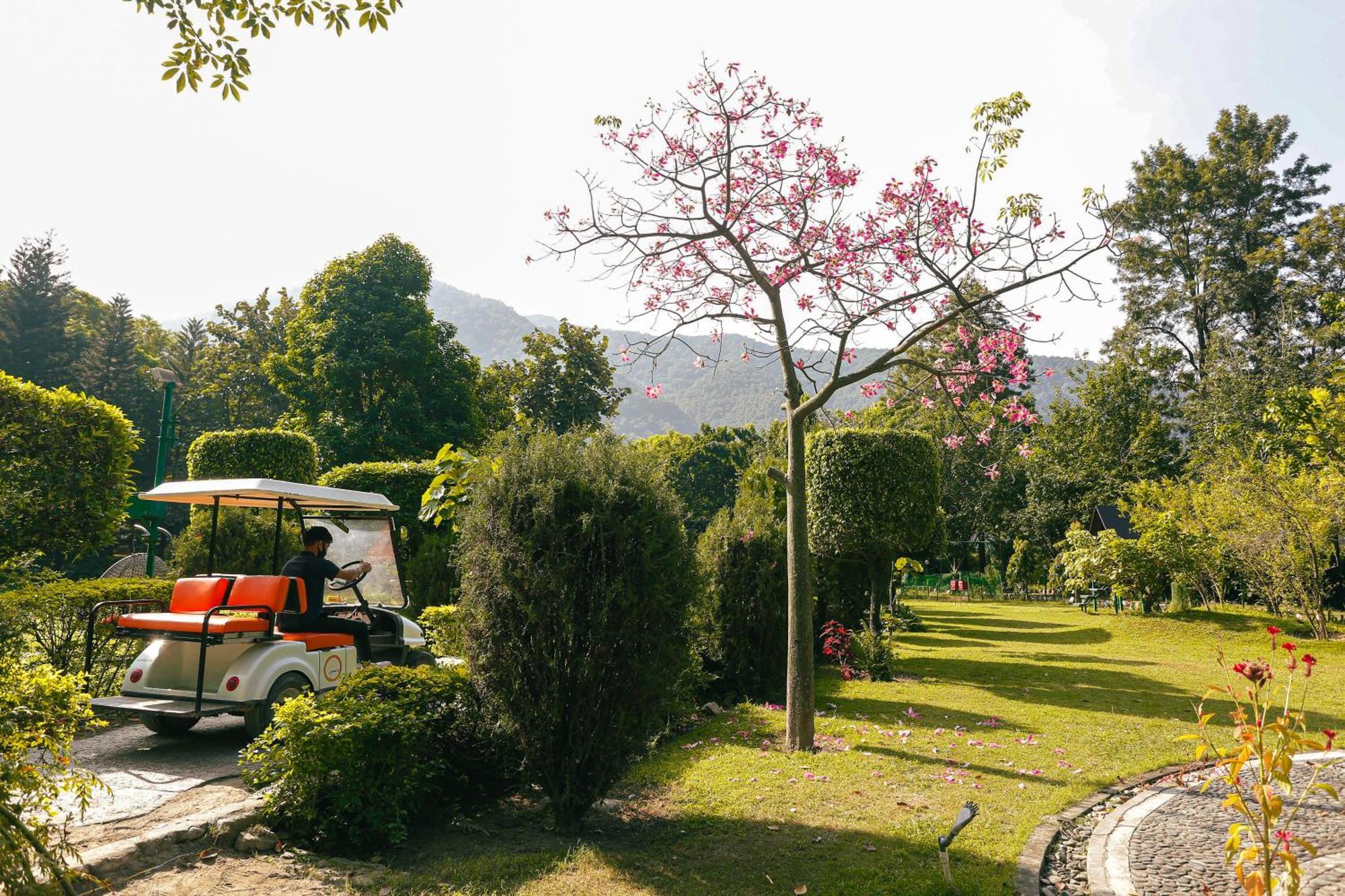 The Solluna Resort Garjia Екстериор снимка